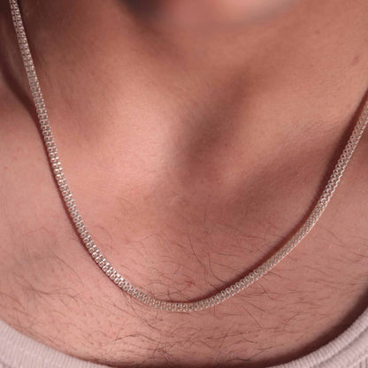 Image of a 925 sterling silver chain necklace for men in India, perfect for layering with other pieces.